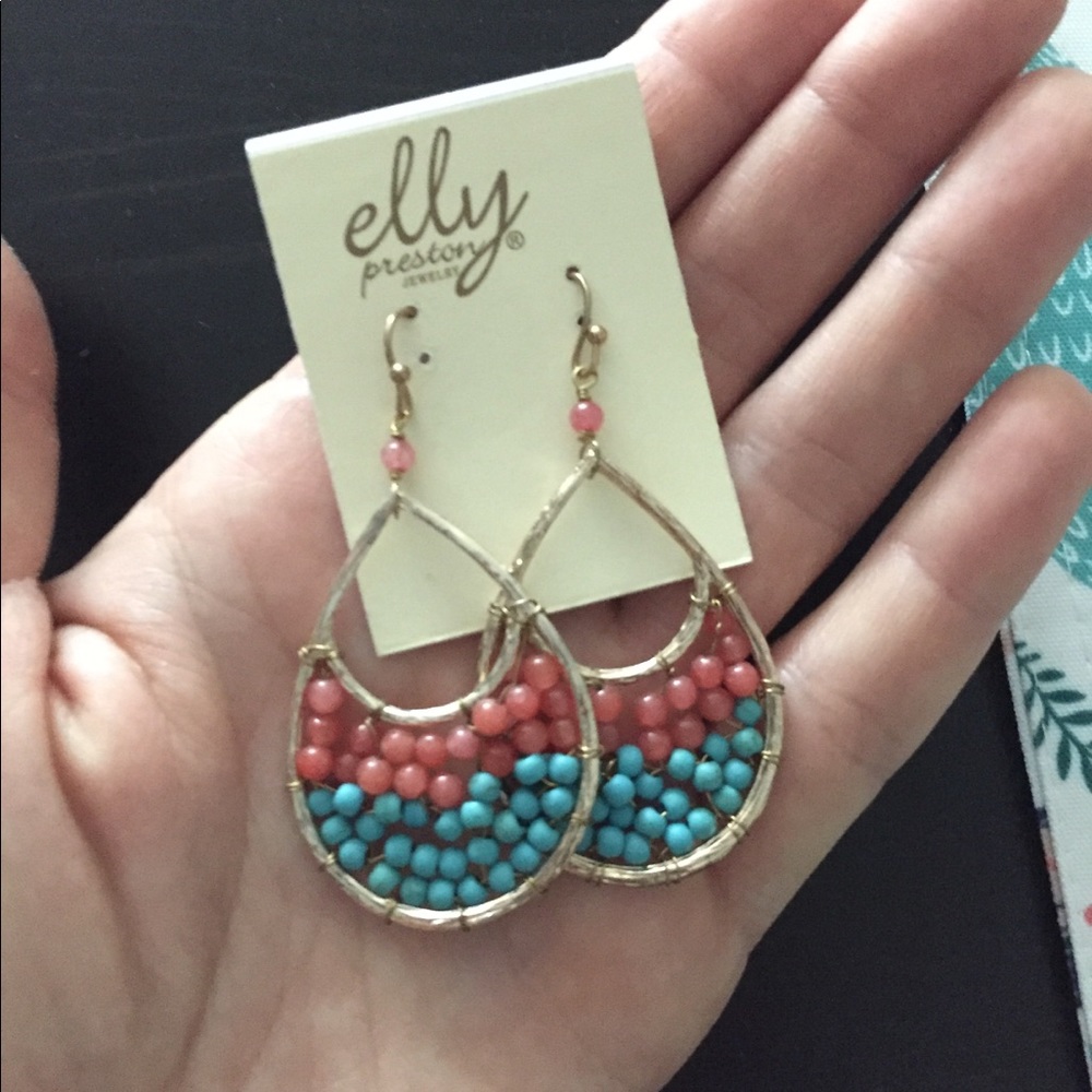 Elly Jewelry drop turquoise & coral gold earrings